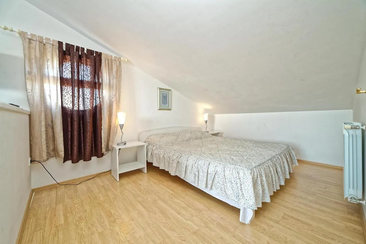 Apartments Udovicic Hh Croatia