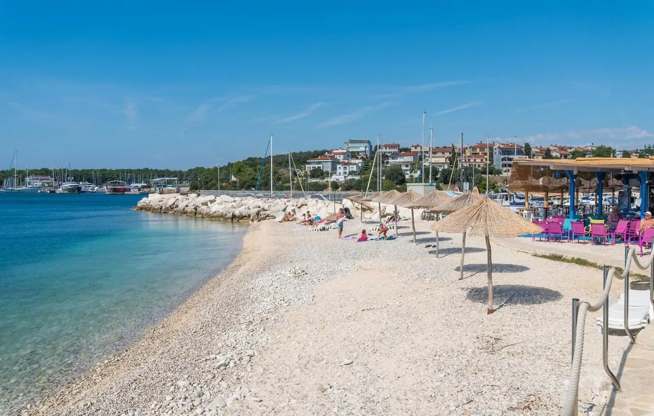 Apartments Udovicic Hh 3*, Medulin Croatia