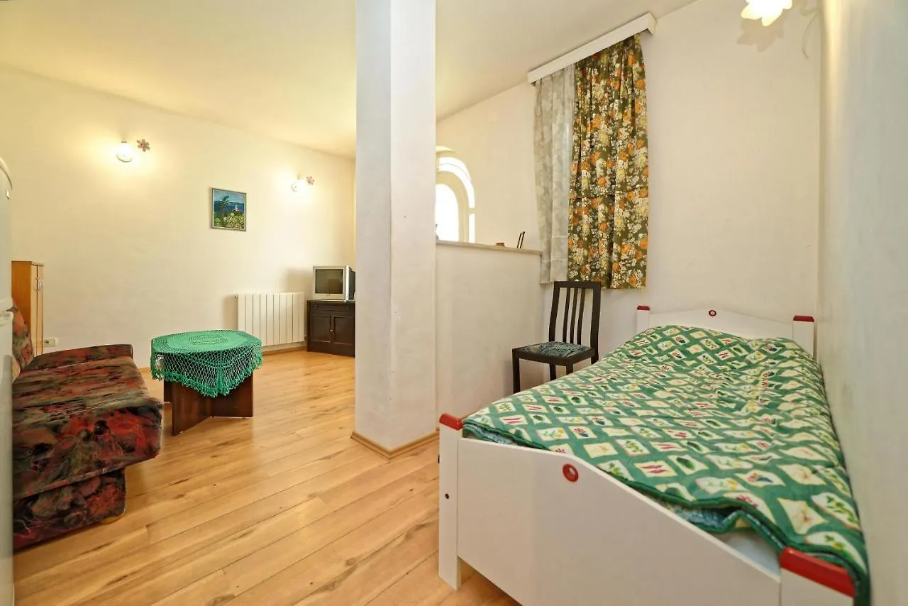 Apartments Udovicic Hh Guest house