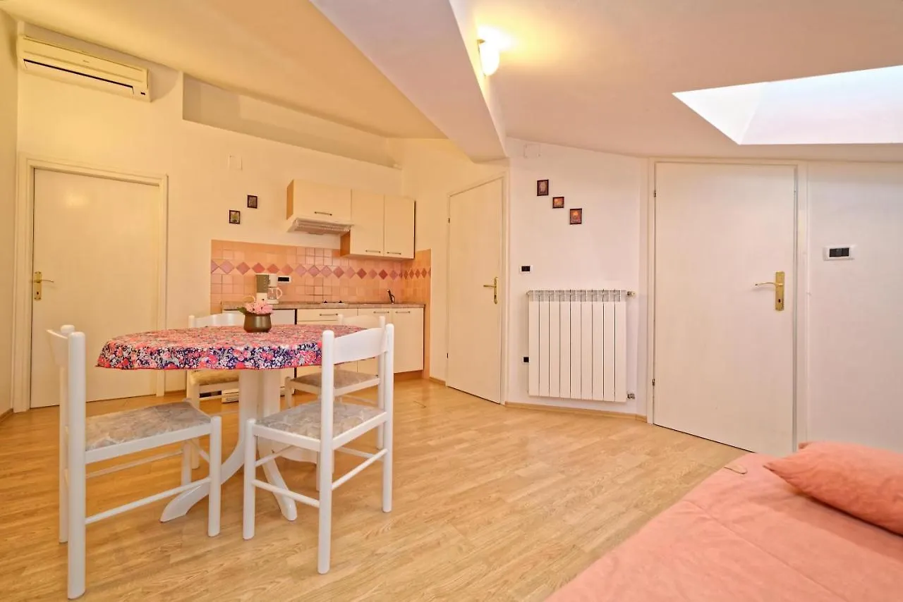 Apartments Udovicic Hh